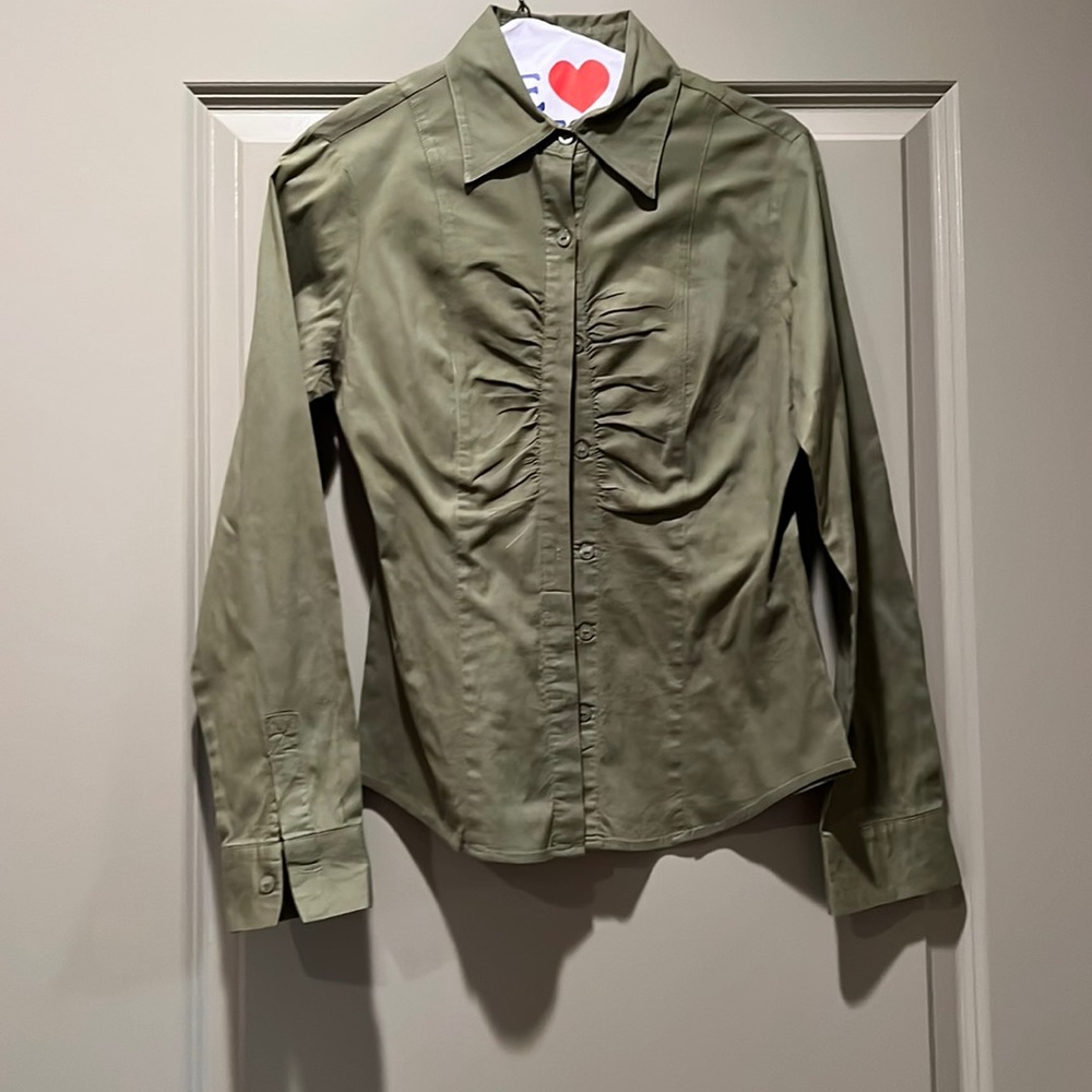 Women’s button down